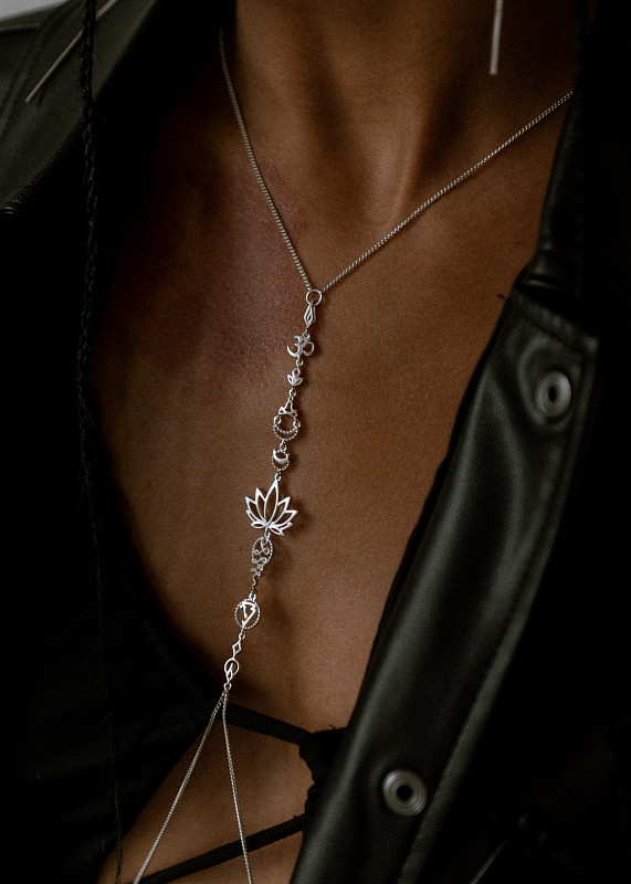 01-00-0007 Бодичейн Sacral Lotus (Ag 925)
